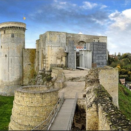 La Maison Des Remparts Lejlighed Falaise  Eksteriør billede